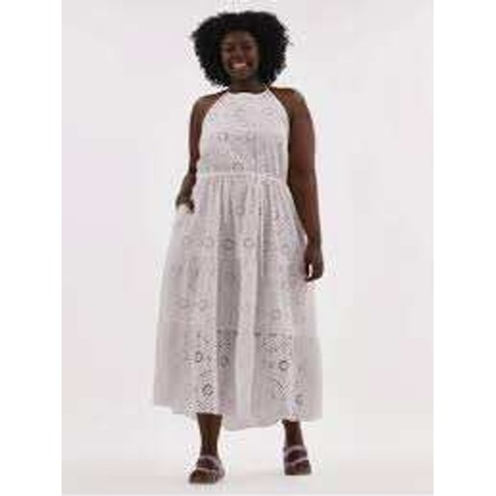 Time and Tru Dress Womens XL White Eyelet Halter Tiered Midi Pockets Cottagecore